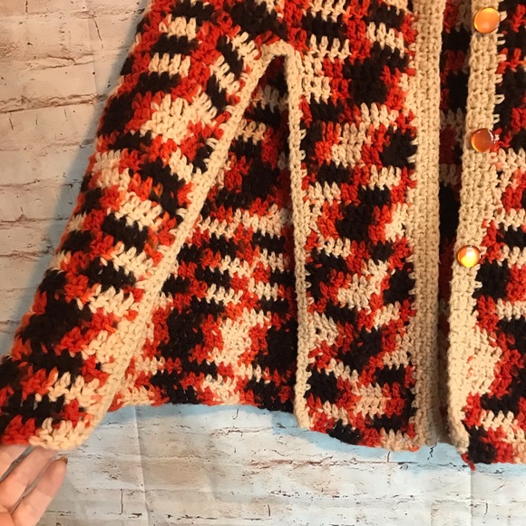 Vintage 60's crocheted knitted cape shawl, one size fits most, hand made - Picture 6 of 10